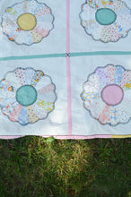 Load image into Gallery viewer, Vintage Floral Summer Quilt
