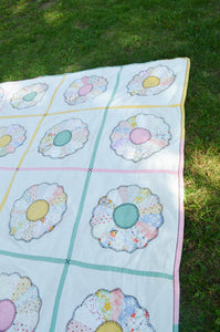 Vintage Floral Summer Quilt