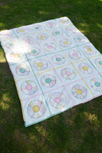 Load image into Gallery viewer, Vintage Floral Summer Quilt
