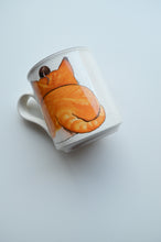 Load image into Gallery viewer, Vintage Cat Mug
