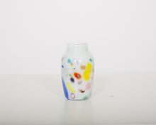 Load image into Gallery viewer, Small  White Nassau Vase by Sirius Glassworks
