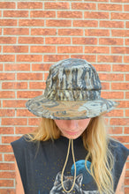 Load image into Gallery viewer, Real Tree Hunting Hat
