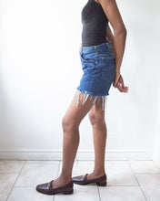 Load image into Gallery viewer, Lee Cutoffs, 28&#39;&#39;
