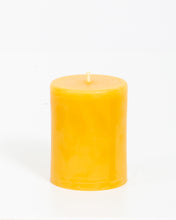 Load image into Gallery viewer, Wide Beeswax Pillar (3&quot; x 4&quot;)

