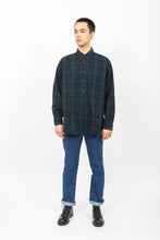 Load image into Gallery viewer, LL Bean Plaid Flannel, Large
