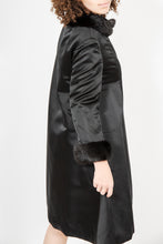 Load image into Gallery viewer, 1950&#39;s Satin Coat
