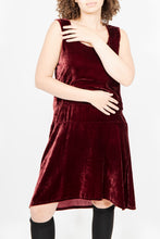 Load image into Gallery viewer, Mulberry Velvet Frock, Size 6
