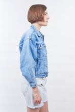Load image into Gallery viewer, Light 80&#39;s Gap Jean Jacket
