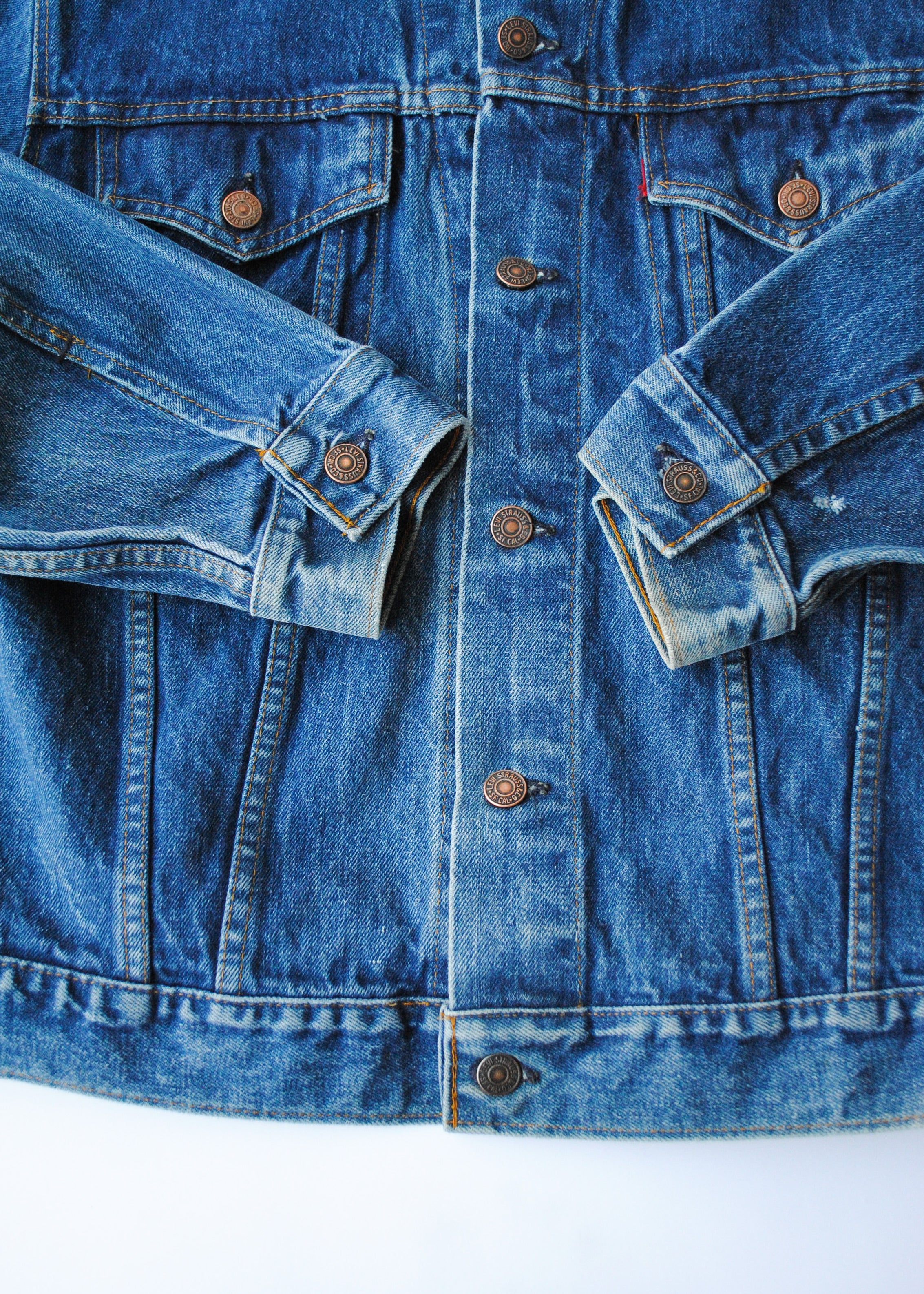 Medium Wash Levi's Jean Jacket, XL – Penny Arcade Vintage Medium Wash Levi's Jean Jacket, XL – Penny Arcade Vintage